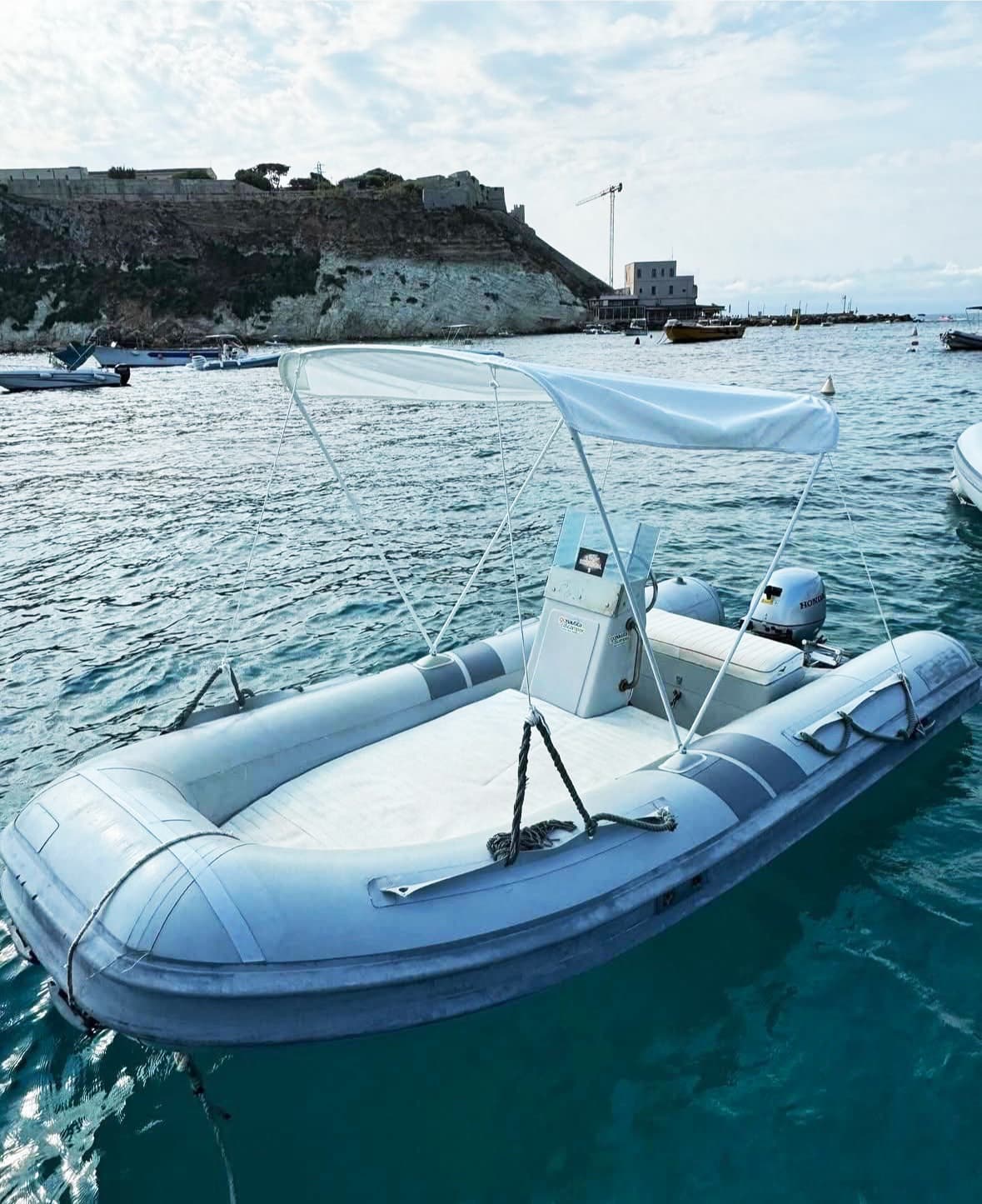 Gommone G43 Maxi 4.30 — Il Polpo, noleggio gommoni Isole Tremiti